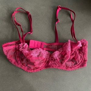 ❤️💗 NWOT Passionata 32b lace balconnet bra